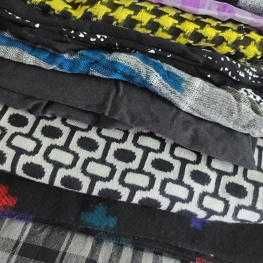 Scarves Bundle - Picture 3 of 7